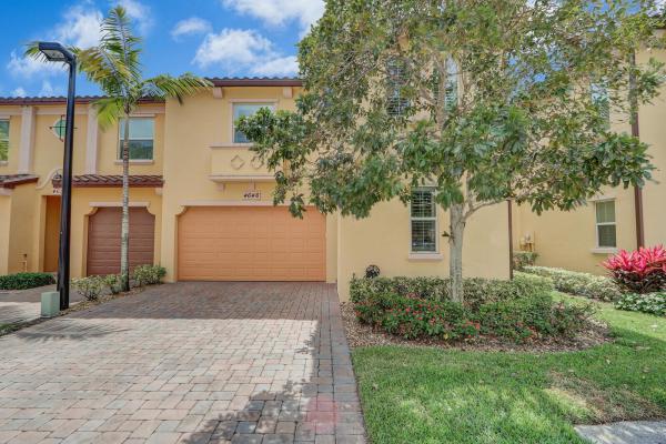Trevi At The Gardens, 4646 Mediterranean Cir, Palm Beach Gardens, Florida 33418, image 1