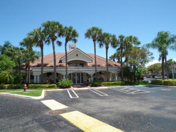 Casablanca Isles, 815 W Boynton Beach Blvd #13-203, Boynton Beach, Florida 33426, image 1
