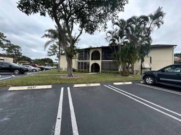 Pine Ridge South 1, 142 Lake Pine Cir, Greenacres, Florida 33463, image 1
