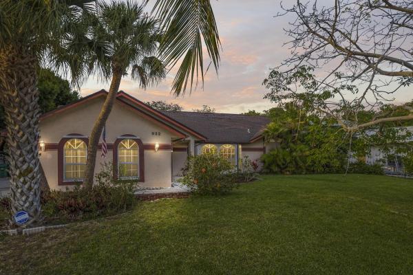Coastal Coves, 922 Jackson Way, Fort Pierce, Florida 34949, image 1