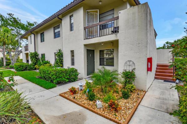 Glades Of Boca Lago, 21734 Arriba Real #32-C, Boca Raton, Florida 33433, image 1