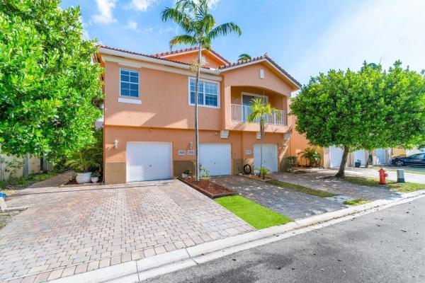 Sierra Bay, 1723 Terracotta Dr, Riviera Beach, Florida 33404, image 1