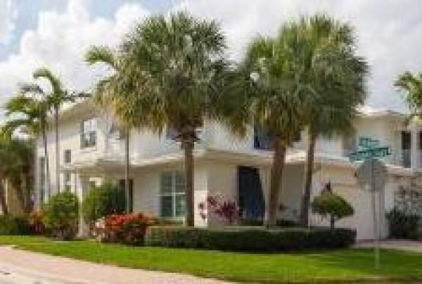 Hampton Cay, 3113 Yorkshire Ln, Palm Beach Gardens, Florida 33418, image 1