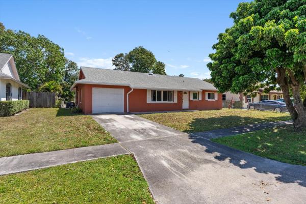 Palm Beach Lakes South, 212 Wrena Dr, West Palm Beach, Florida 33409, image 1