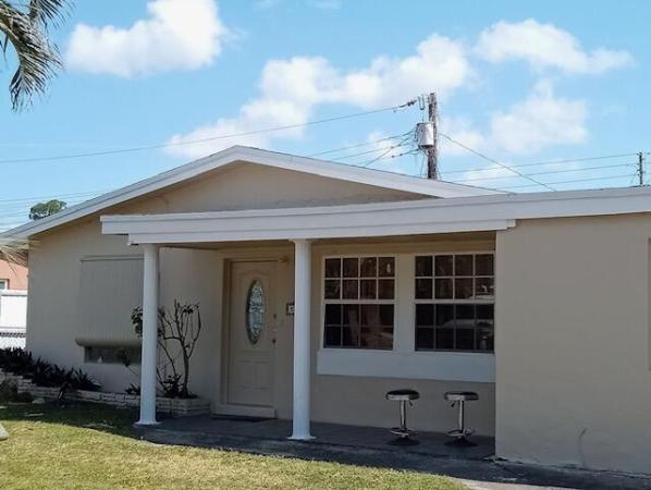 West Palm Beach No HOA, 5098 Cheryl Ln, West Palm Beach, Florida 33415, image 2
