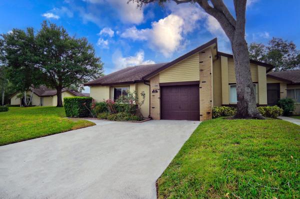 Village Walk, 125 Ramblewood Cir, Royal Palm Beach, Florida 33411, image 1