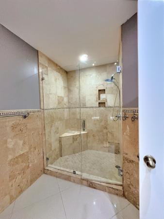 Banyan Oakridge, 4904 SW 31st Ter, Dania Beach, Florida 33312, image 2