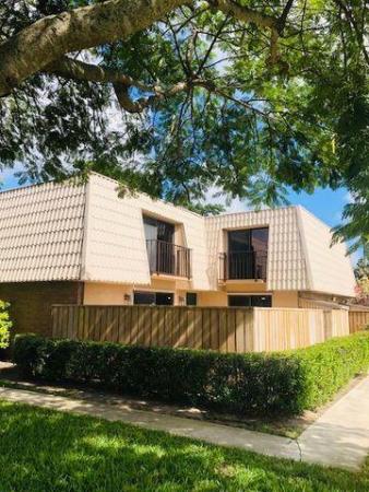 Village Of Sandalwood Lakes South, 5606 56th Way, West Palm Beach, Florida 33409, image 1