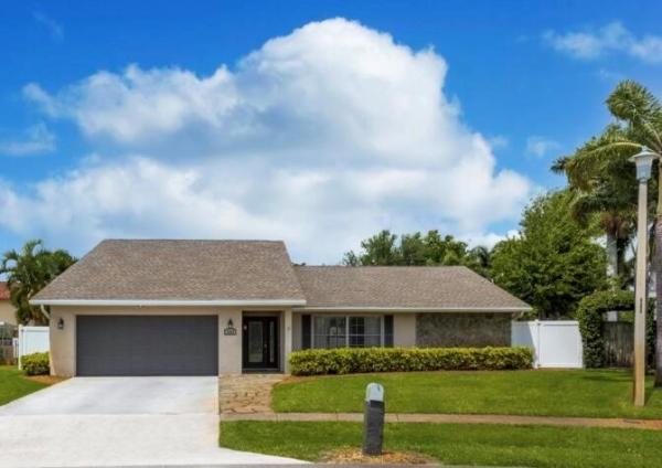 Lake Mango Shores, 2599 W Carandis Rd, West Palm Beach, Florida 33406, image 1