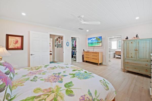Chapel Hill, 825 Canal Dr, Boynton Beach, Florida 33435, image 1