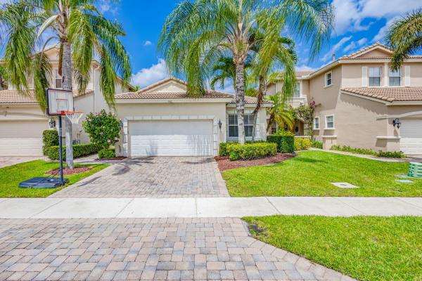 Isle Verde, 199 Isle Verde Way, Palm Beach Gardens, Florida 33418, image 1