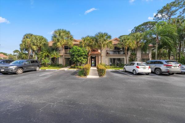 Dunbar Woods, 1102 Duncan Cir #202, Palm Beach Gardens, Florida 33418, image 1