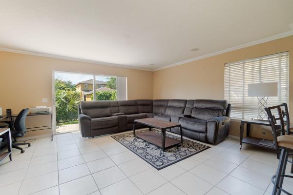 Lyman Village, 446 W Bloxham St, Lantana, Florida 33462, image 2