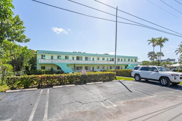 Casa Del Mar, 1006 Casuarina Rd #3, Delray Beach, Florida 33483, image 1