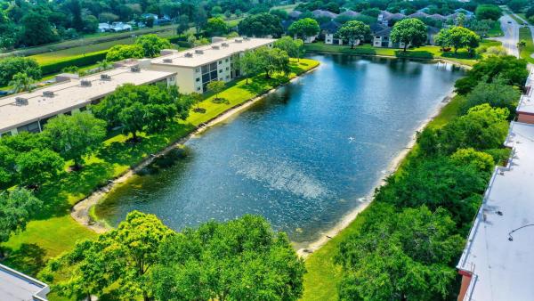 Watersedge At Lakes Of Delray, 5574 Witney Dr #110, Delray Beach, Florida 33484, image 1