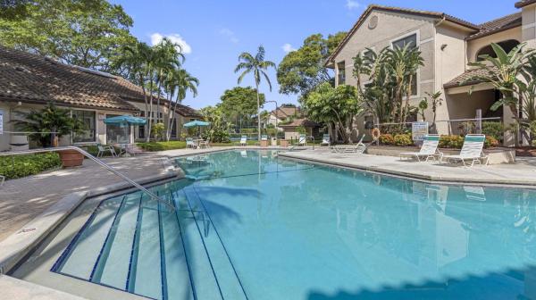 Palm-Aire Gardens, 4581 W Mcnab Rd #12, Pompano Beach, Florida 33069, image 2