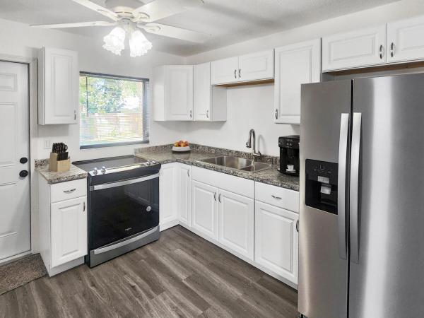 Palm Gardens, 332 Notlem St, Fort Pierce, Florida 34982, image 1