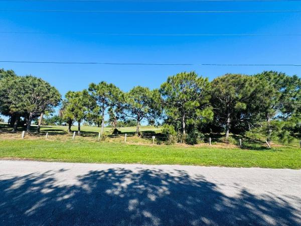 Indian Hills Estates, 2017 Hills Ct, Fort Pierce, Florida 34950, image 1