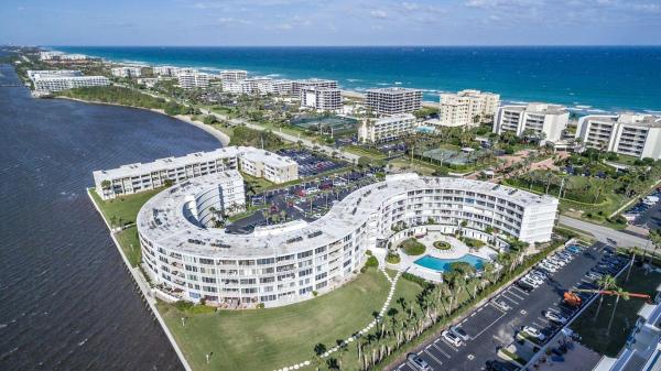 Regency Of Palm Beach, 2760 S Ocean Blvd #111, Palm Beach, Florida 33480, image 1