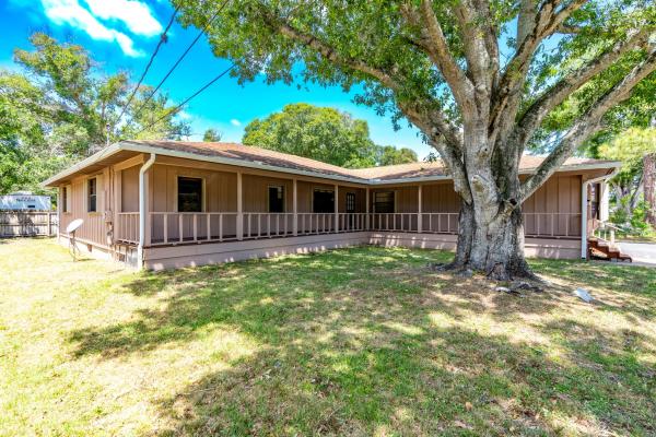 Sunrise Terrace, 2101 S 29th St, Fort Pierce, Florida 34947, image 1