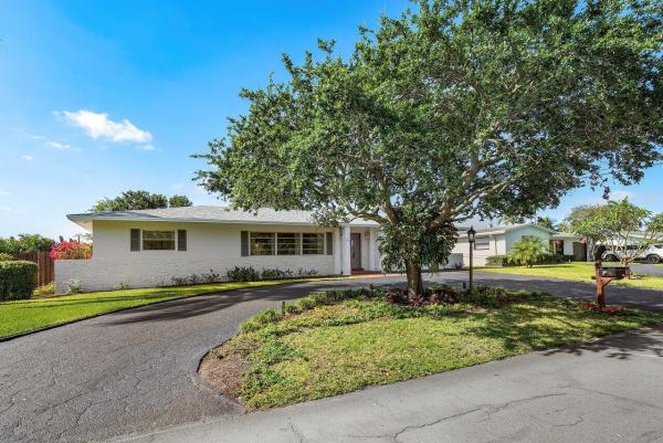 Forest Hills, 902 SW 27th Ave, Boynton Beach, Florida 33435, image 1