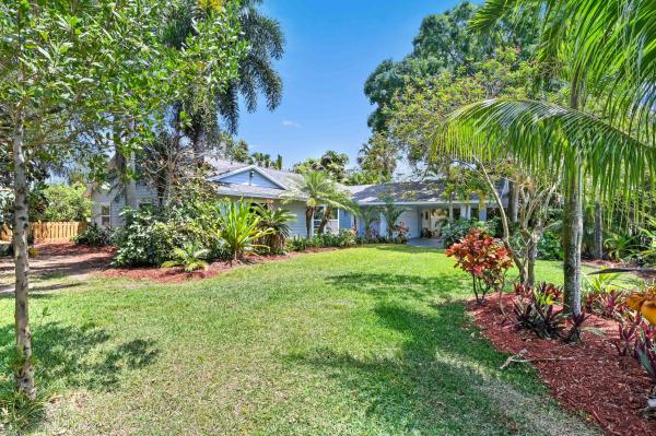 Hidden Oaks, 1141 SW Babcock Ave, Port St. Lucie, Florida 34953, image 1