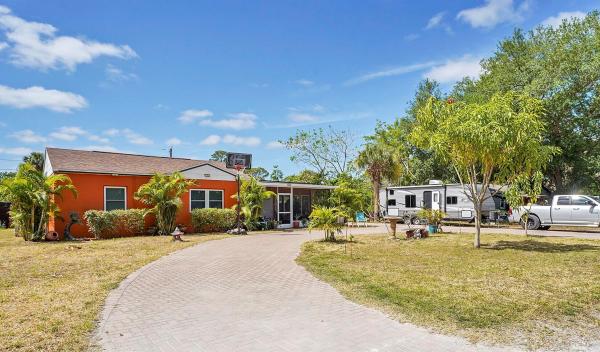 Sunland Gardens, 4003 Ave O, Fort Pierce, Florida 34947, image 1