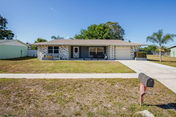Port St Lucie Residential, 213 SW Reynolds Ave, Port St. Lucie, Florida 34983, image 1