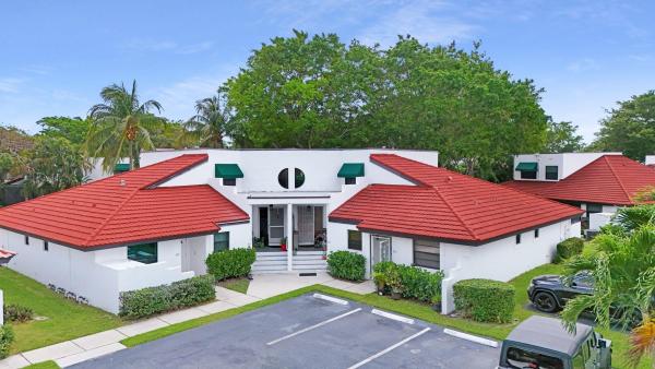 Deer Pointe, 363 NW 36th Ave, Deerfield Beach, Florida 33442, image 1