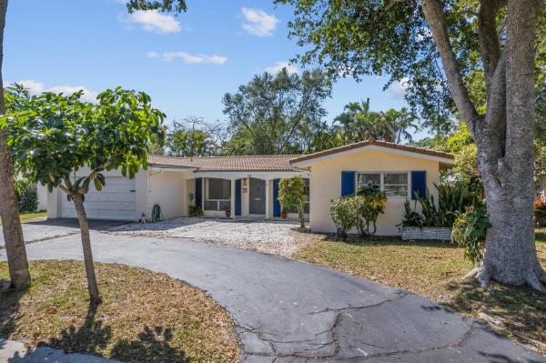 Royal Oaks Hills, 700 W Camino Real, Boca Raton, Florida 33486, image 1