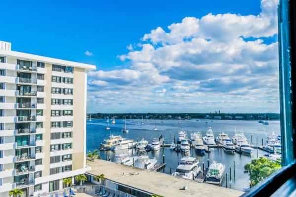 Admirality, 1200 Marine Way #407, North Palm Beach, Florida 33408, image 1