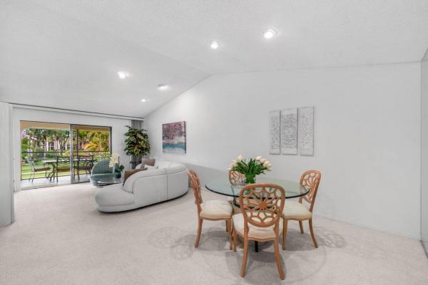 Lakeside Of Banyan Springs, 10101 Mangrove Dr #202, Boynton Beach, Florida 33437, image 1