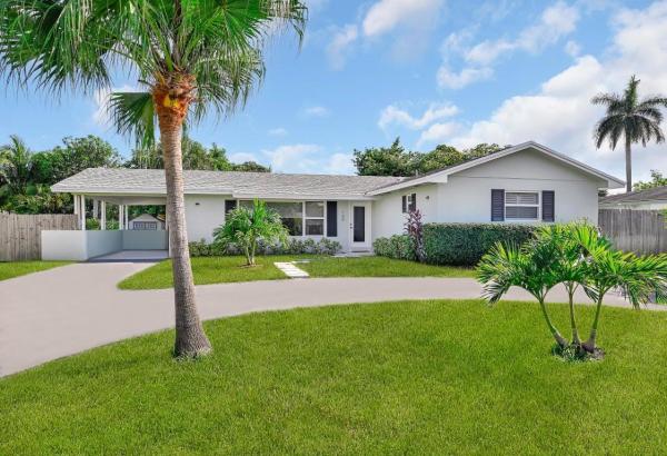 Seacrest Estates, 149 SE 27th Way, Boynton Beach, Florida 33435, image 1