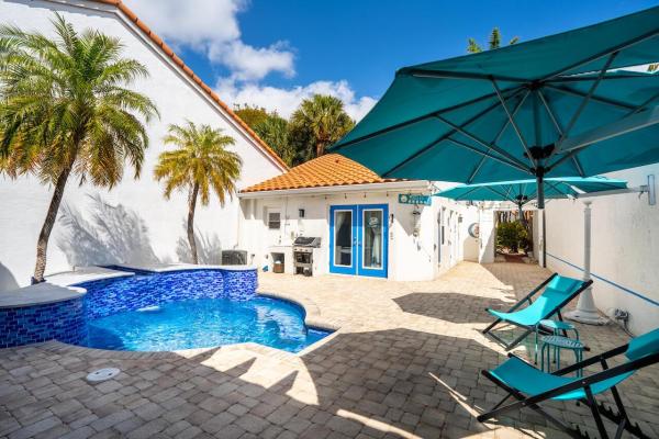 Candlewood, 3839 Candlewood Ct, Boca Raton, Florida 33487, image 1