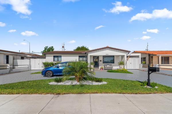 Florida Fruit Land, 3424 W 14th Ave, Hialeah, Florida 33012, image 1