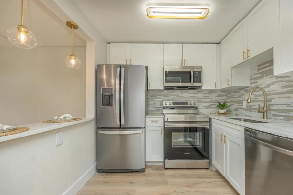 Village Green 2, 200 Village Green Cir #202, Palm Springs, Florida 33461, image 1