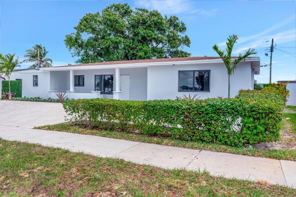 High House, 18311 NW 30th Ave, Miami Gardens, Florida 33056, image 1