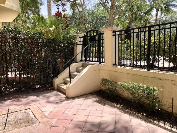 Harbour Oaks, 11774 Valencia Gardens Ave, Palm Beach Gardens, Florida 33410, image 3