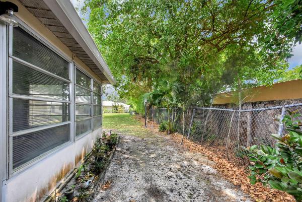 795 Nantucket Cir, Lake Worth, Florida 33467, image 1