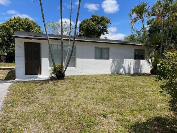 Gramercy Park, 5387 Helene Pl, West Palm Beach, Florida 33407, image 1