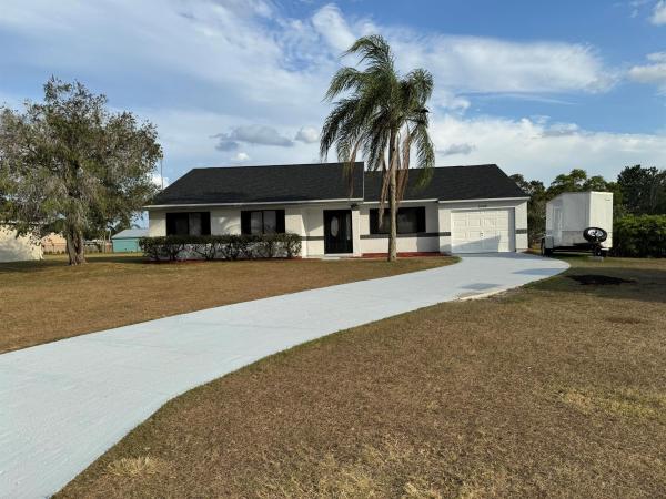 Rainier Lakes At Sandhill Crossing, 2302 SE Rainer Rd, Port St. Lucie, Florida 34952, image 1