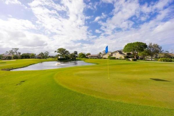 Riverbend Country Club, 18489 SE Wood Haven Ln #H, Jupiter, Florida 33469, image 1