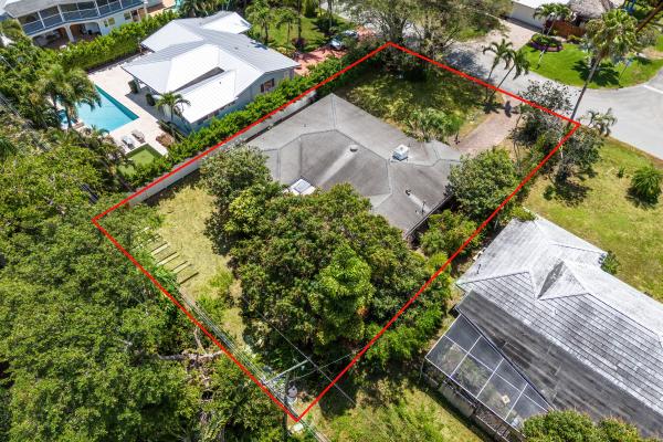 Totterdale, 417 Lake Dr, Delray Beach, Florida 33444, image 2