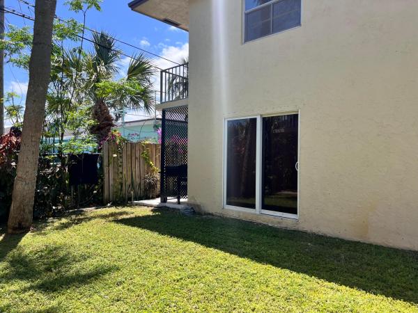 Shore Side, 720 N Dixie Hwy #303, Lantana, Florida 33462, image 1
