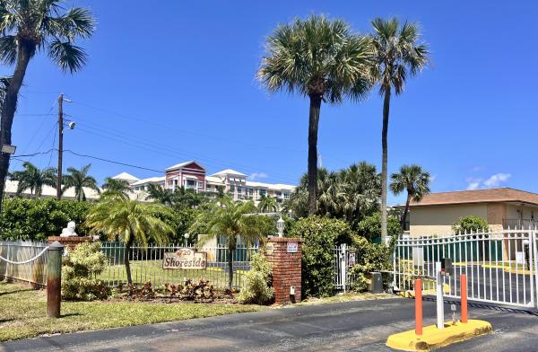 Shore Side, 720 N Dixie Hwy #303, Lantana, Florida 33462, image 2