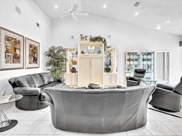 Hampton At Aberdeen, 8230 Cassia Dr, Boynton Beach, Florida 33472, image 1
