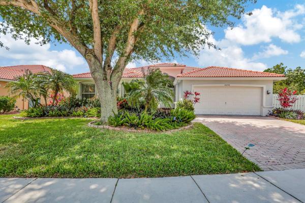 Shadow Creek Village, 6256 Shadow Tree Ln, Lake Worth Beach, Florida 33463, image 1