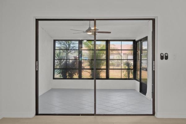Indian Pines Village, 6010 Indrio Rd #D1, Fort Pierce, Florida 34951, image 3
