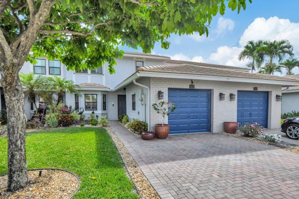 The Townhomes Of Deer Creek, 3137 Deer Creek Lakeshore Dr, Deerfield Beach, Florida 33442, image 1