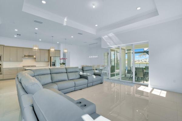 Avondale At Avenir, 10866 Stellar Cir, Palm Beach Gardens, Florida 33412, image 1